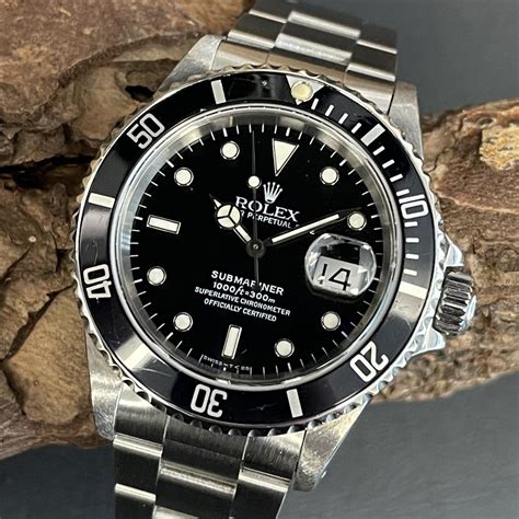 combien coute une rolex submariner|Rolex Submariner black tie.